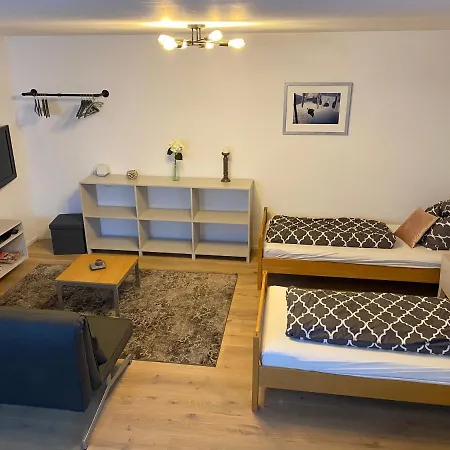 Modern With Exterior Entrance In Nuremberg Suburb * Heroldsberg